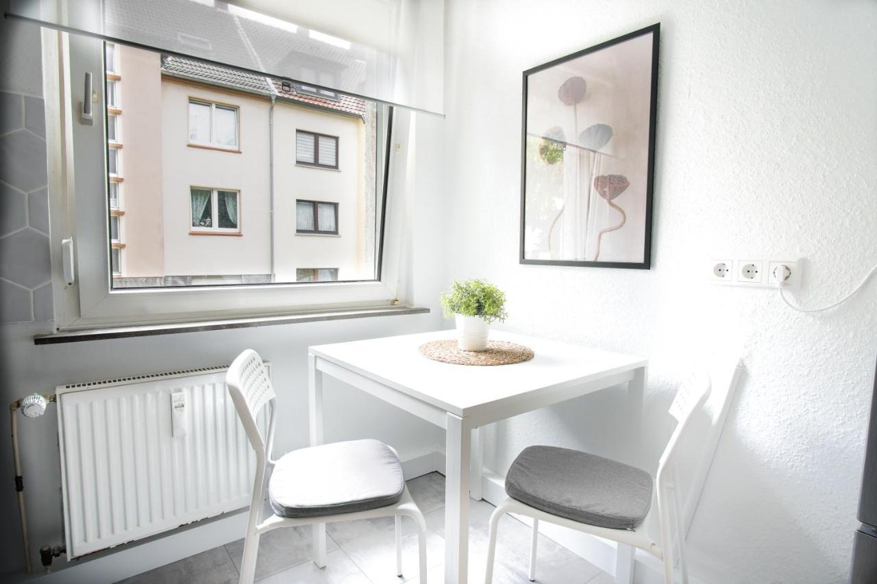Homefy Bright And Cozy Holiday Apartment - Washer & Dryer - Free Parking Essen Eksteriør bilde